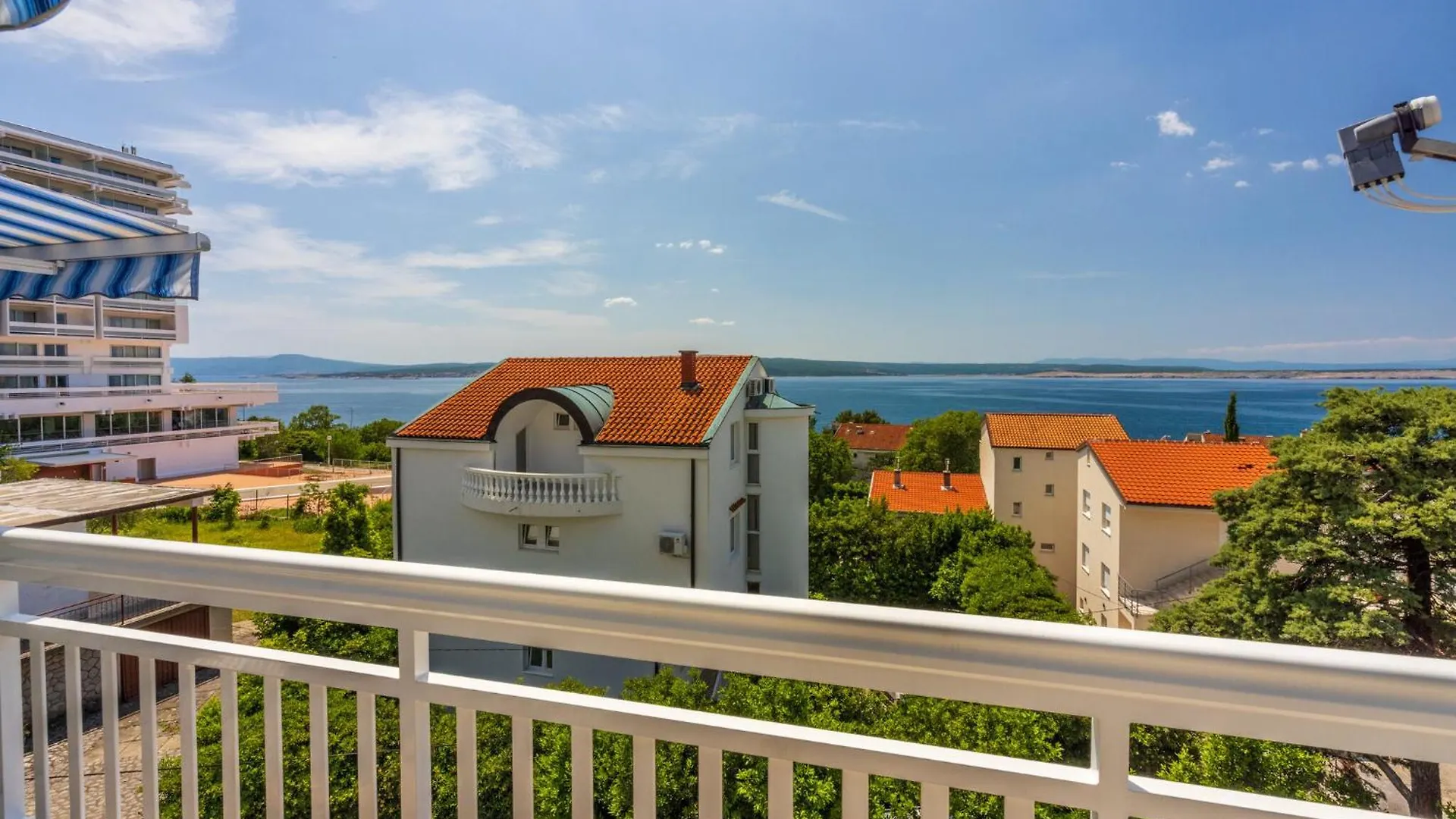 Podvezanec Apartment Dramalj 0*,