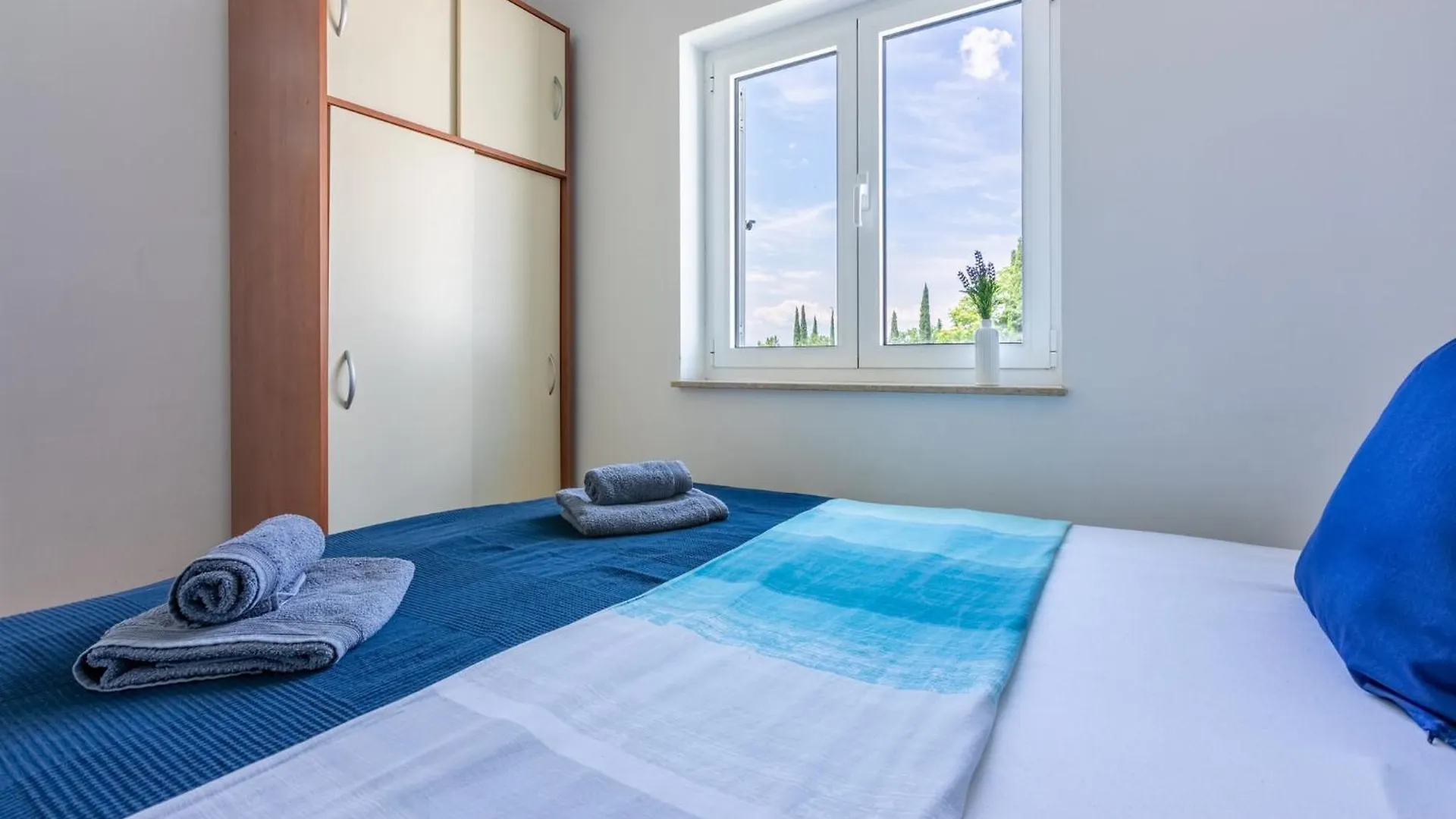 Podvezanec Apartment Dramalj