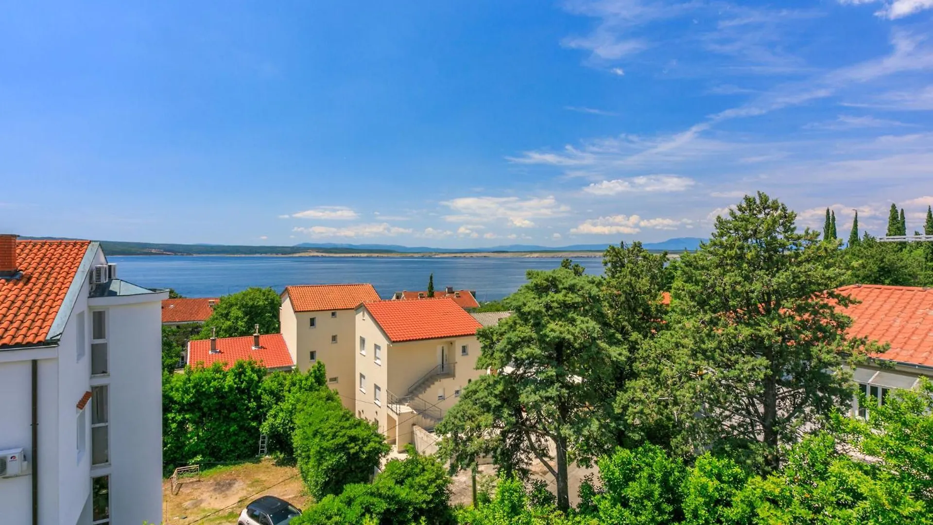 Podvezanec Apartment Dramalj