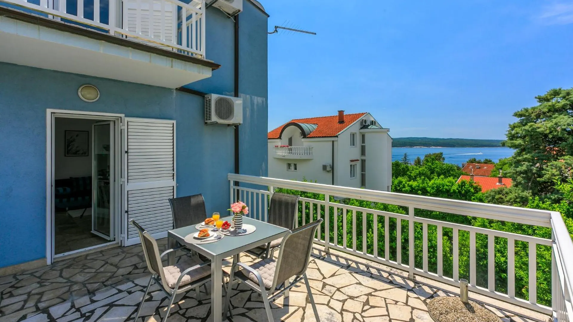 Apartament Podvezanec Dramalj
