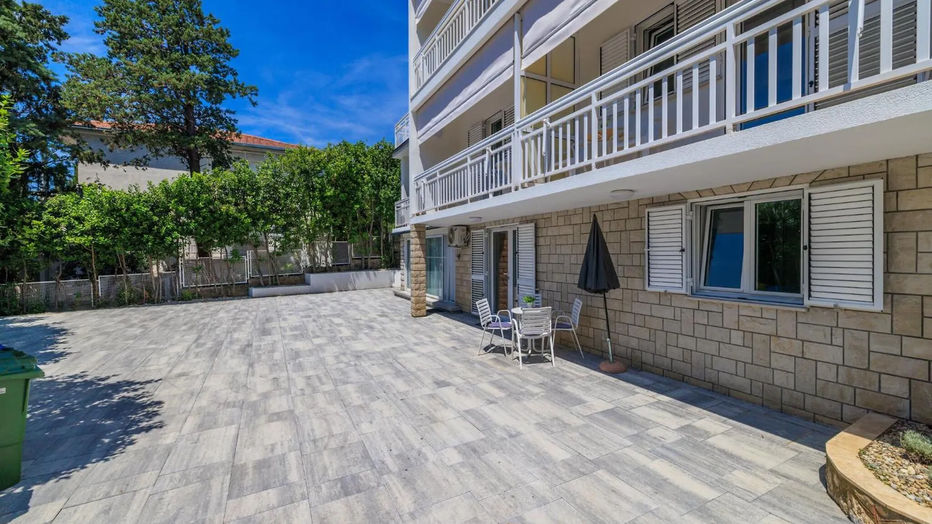 Apartament Podvezanec Dramalj