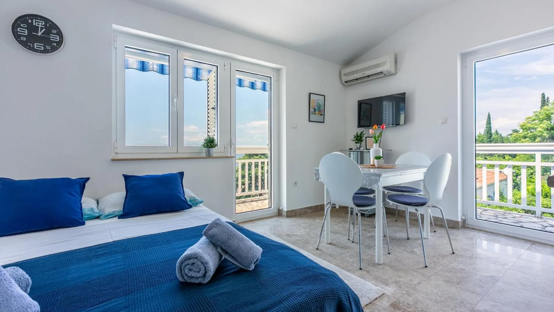 Podvezanec Apartment Dramalj