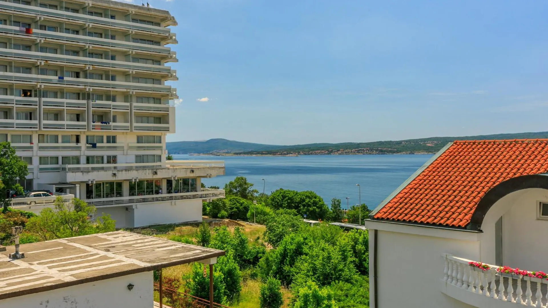 Podvezanec Apartment Dramalj 0*,